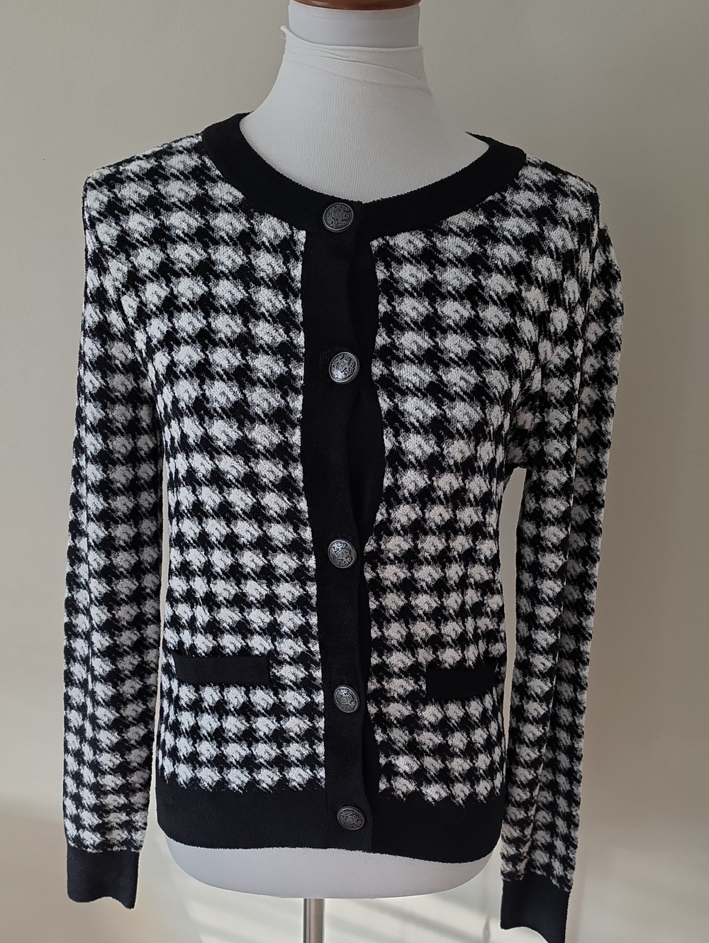 Loft Black and White Houndstooth Cardigan Sweater  Brand New